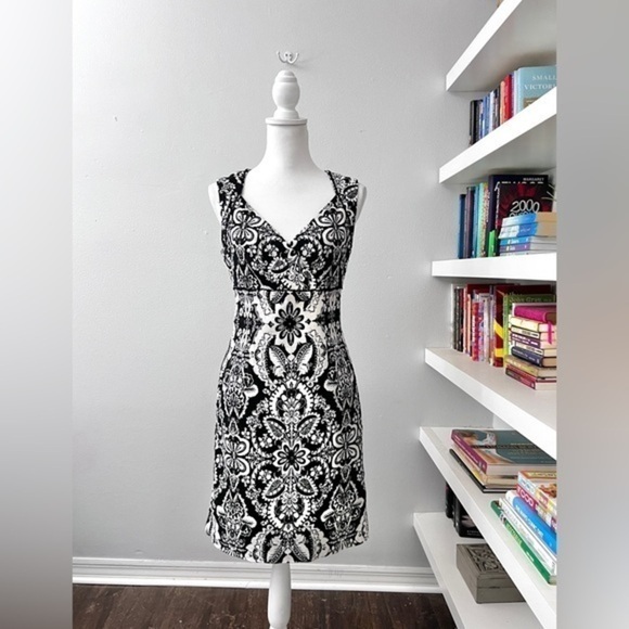 Antonio Melani Parisian Lace Dress Black White Sleeveless V Neck size 6 - Picture 1 of 12